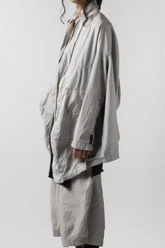 Load image into Gallery viewer, RUNDHOLZ DIP ASYMMETRIC CAPE JACKET / DYED COTTON TWILL (ZINC)
