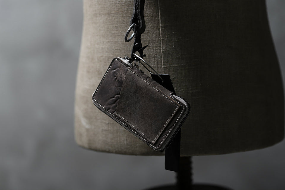 Load image into Gallery viewer, Portaille &quot;Limited Made&quot; ZIP KEY CASE / Culatta Reverse (BROWN)