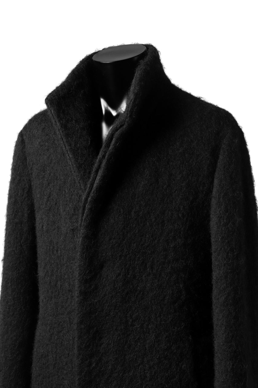 forme d'expression High Neck Warm Coat (Black)