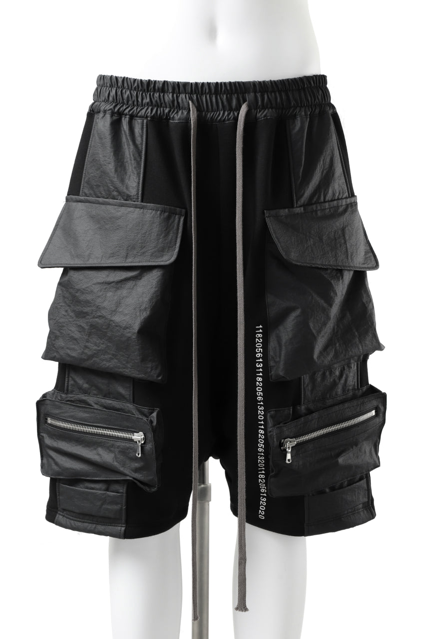 Load image into Gallery viewer, A.F ARTEFACT &quot;BOXY&quot; ARMY SARROUEL SHORTS / BomberHEAT® (BLACK)