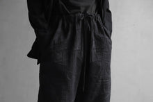 Load image into Gallery viewer, forme d&#39;expression Fisherman Pants (Black)