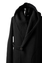 画像をギャラリービューアに読み込む, forme d&#39;expression exclusive Hooded Robe Coat (Black)