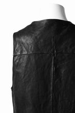 画像をギャラリービューアに読み込む, incarnation HORSE LEATHER 4-BUTTON VEST / OBJECT DYED (BLACK)