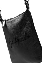 Load image into Gallery viewer, discord Yohji Yamamoto SIGNATURE SACOCHE POUCH / SOFT SHRINK COW LEATHER (BLACK)