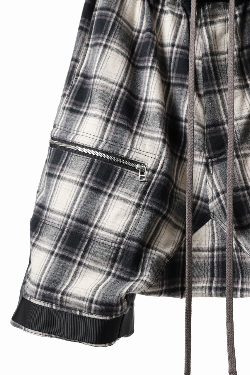 A.F ARTEFACT CHECK SAROUEL SHORT PANTS / COTTON FLANNEL (BLACK x WHITE)