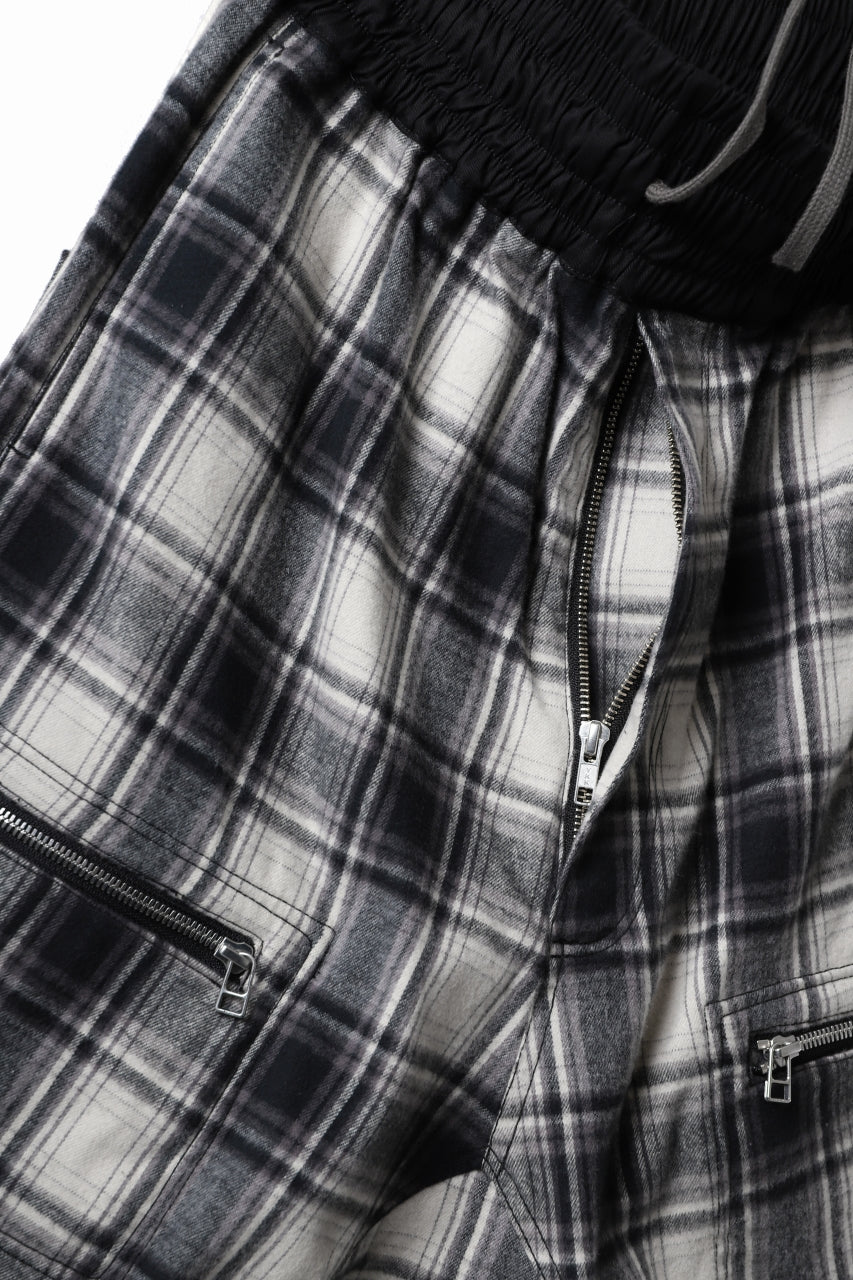 A.F ARTEFACT CHECK SAROUEL SHORT PANTS / COTTON FLANNEL (BLACK x WHITE)