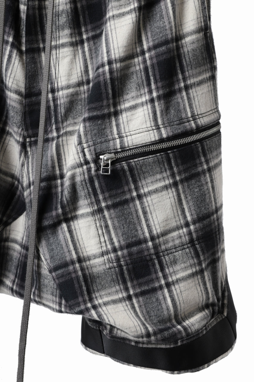 A.F ARTEFACT CHECK SAROUEL SHORT PANTS / COTTON FLANNEL (BLACK x WHITE)