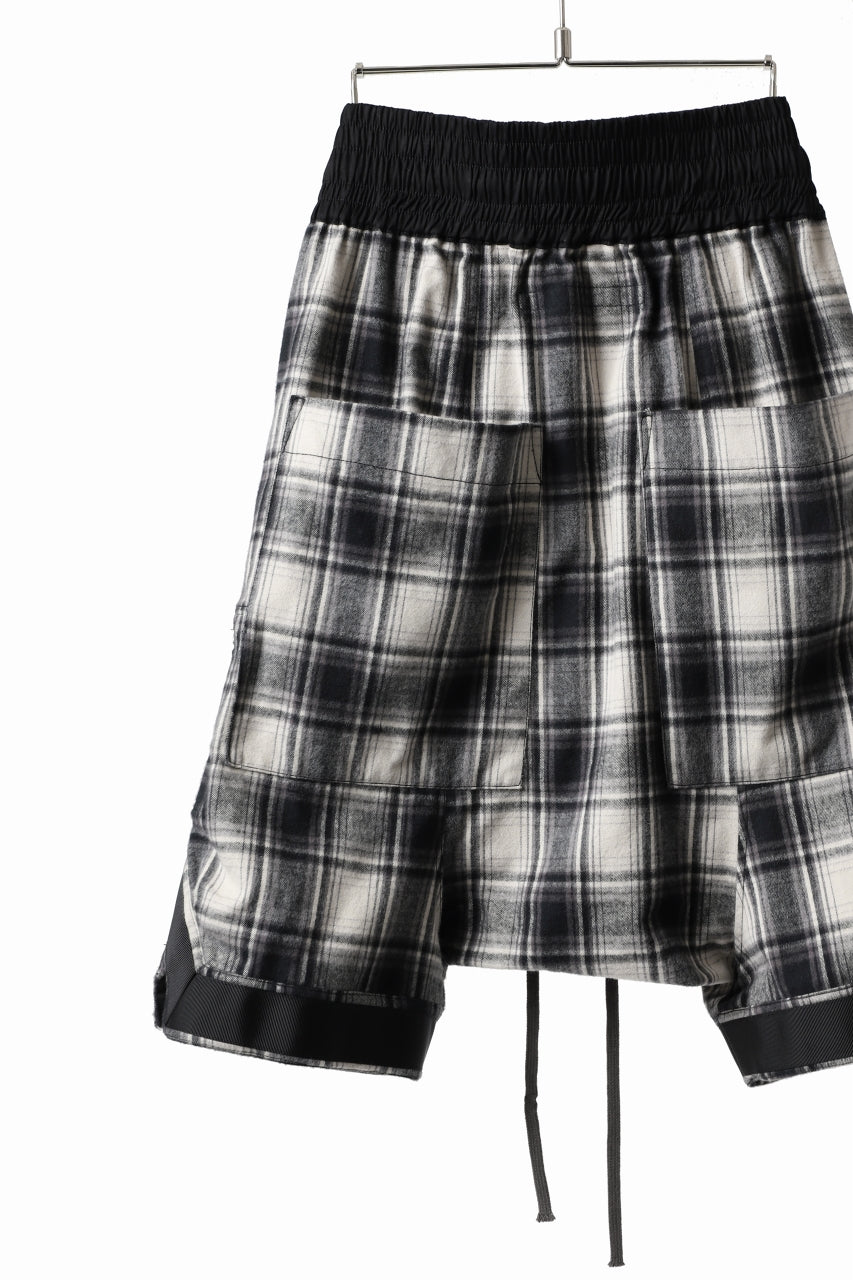 A.F ARTEFACT CHECK SAROUEL SHORT PANTS / COTTON FLANNEL (BLACK x WHITE)