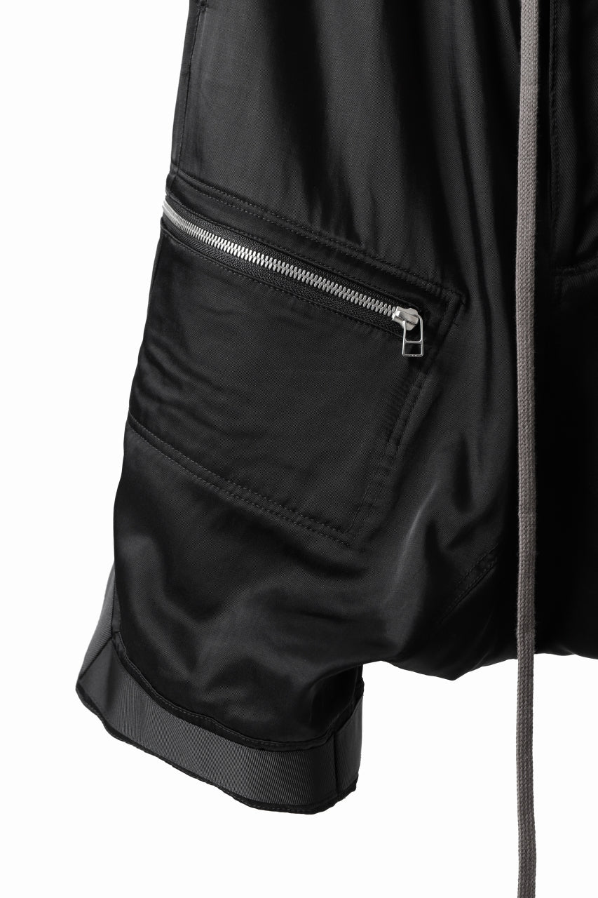 Load image into Gallery viewer, A.F ARTEFACT SAROUEL SHORT PANTS / LUXURY FABRIC (BLACK)