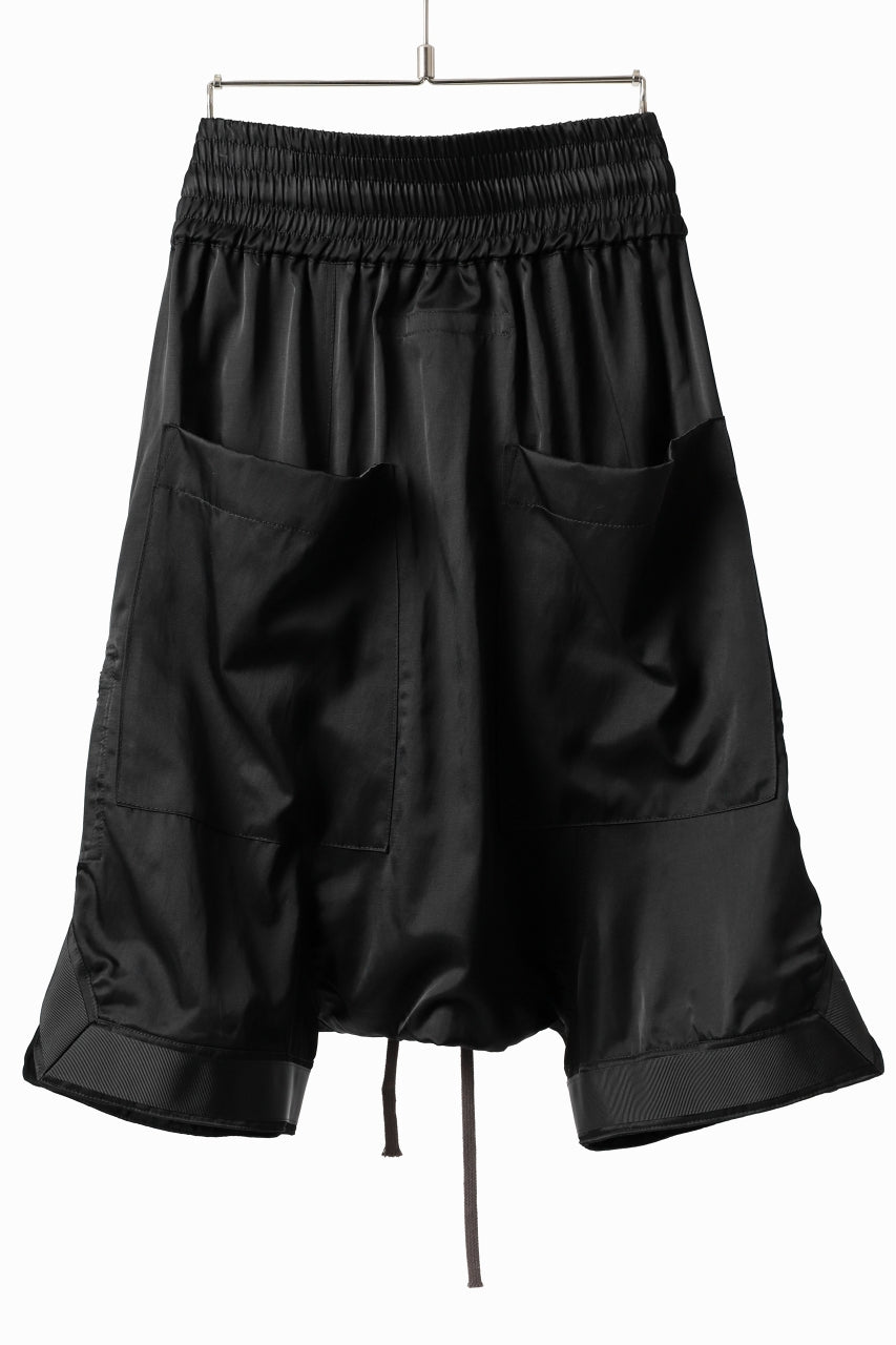 Load image into Gallery viewer, A.F ARTEFACT SAROUEL SHORT PANTS / LUXURY FABRIC (BLACK)