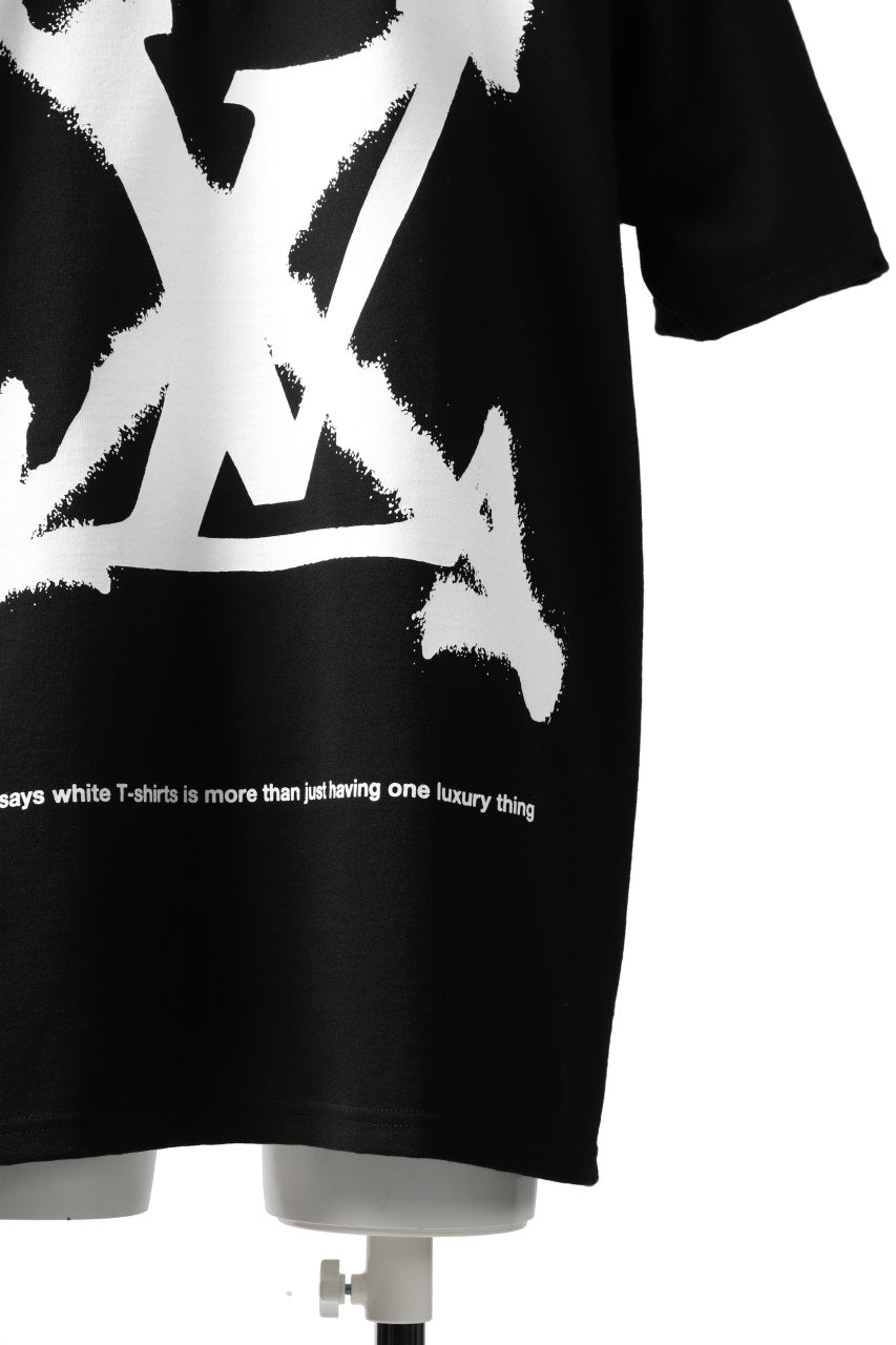 A.F ARTEFACT x buggy exclusive "ON BLACK" T-SHIRT (BLACK x ORANGE)