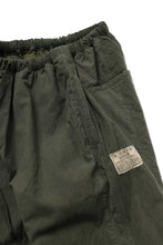 Load image into Gallery viewer, CHANGES VINTAGE REMAKE EASY JOCKEY PANTS / US ARMY SCHLAFCOVER (KHAKI #C)