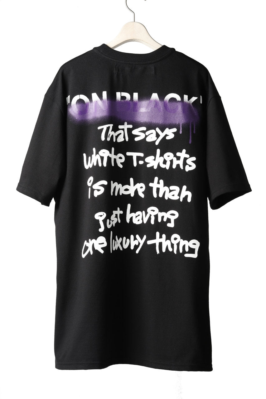 Load image into Gallery viewer, A.F ARTEFACT x buggy &quot;ON BLACK&quot; T-SHIRT (BLACK x PURPLE)
