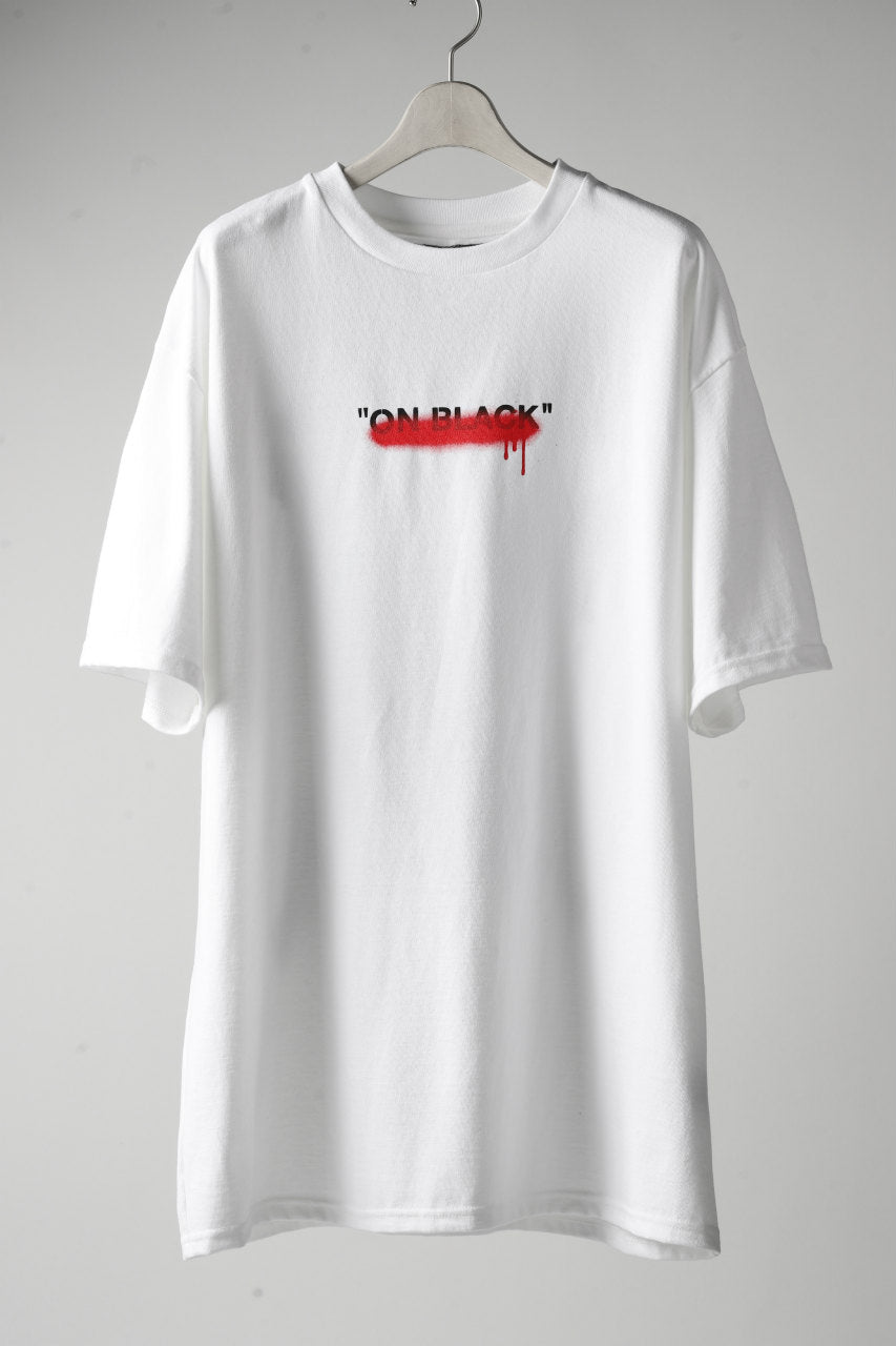 画像をギャラリービューアに読み込む, A.F ARTEFACT x buggy exclusive &quot;ON BLACK&quot; T-SHIRT (WHITE x RED)