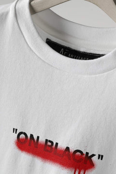 画像をギャラリービューアに読み込む, A.F ARTEFACT x buggy exclusive &quot;ON BLACK&quot; T-SHIRT (WHITE x RED)