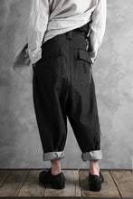 Load image into Gallery viewer, daska x LOOM exclucive wide tapered pants / organic denim washer (BLACK)