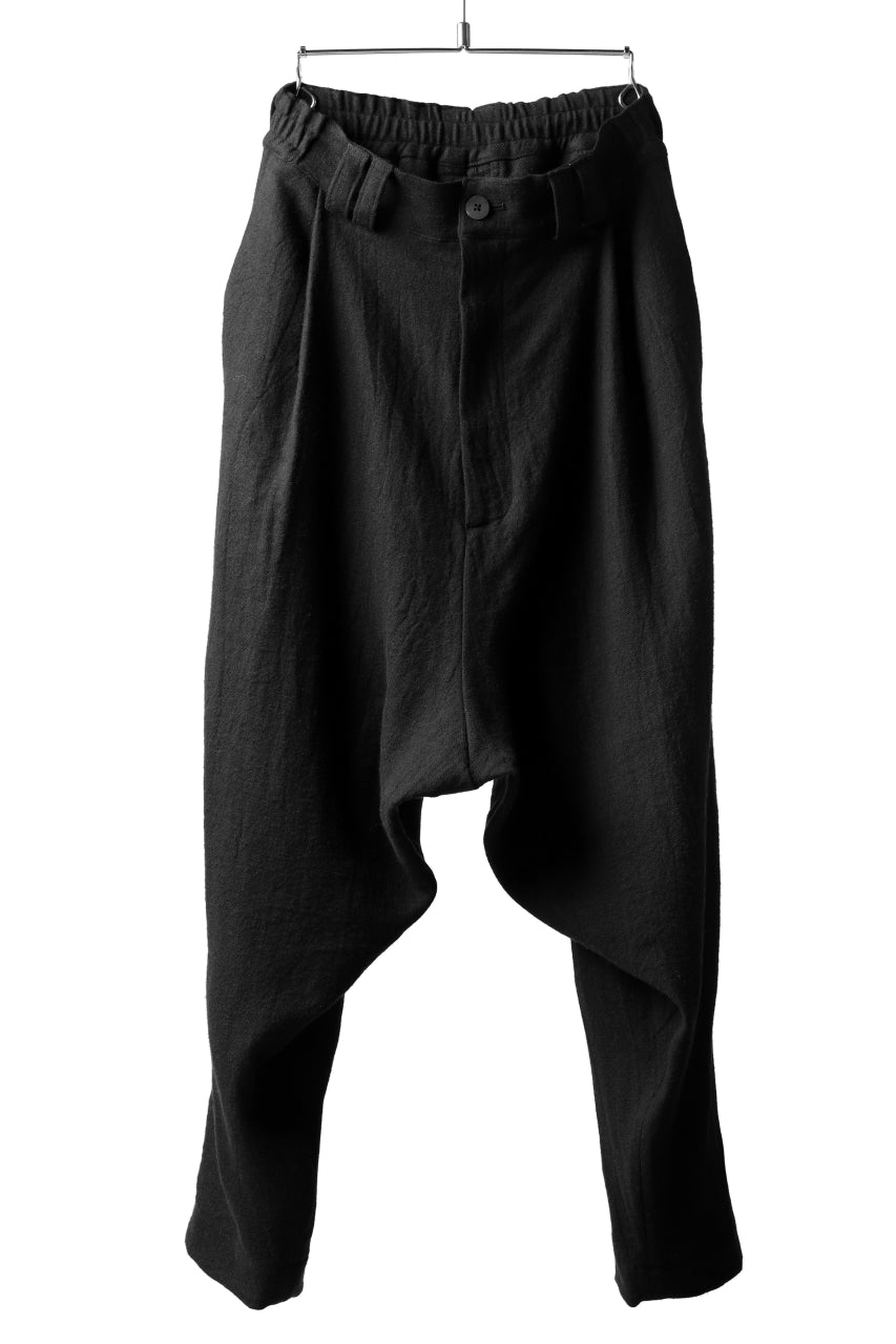 A.F ARTEFACT LOW CLOTCH WIDE TAPERED PANTS / SMOOTH KERSEY (BLACK