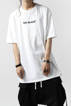 画像をギャラリービューアに読み込む, A.F ARTEFACT x buggy exclusive &quot;ON BLACK&quot; T-SHIRT (WHITE x YELLOW)