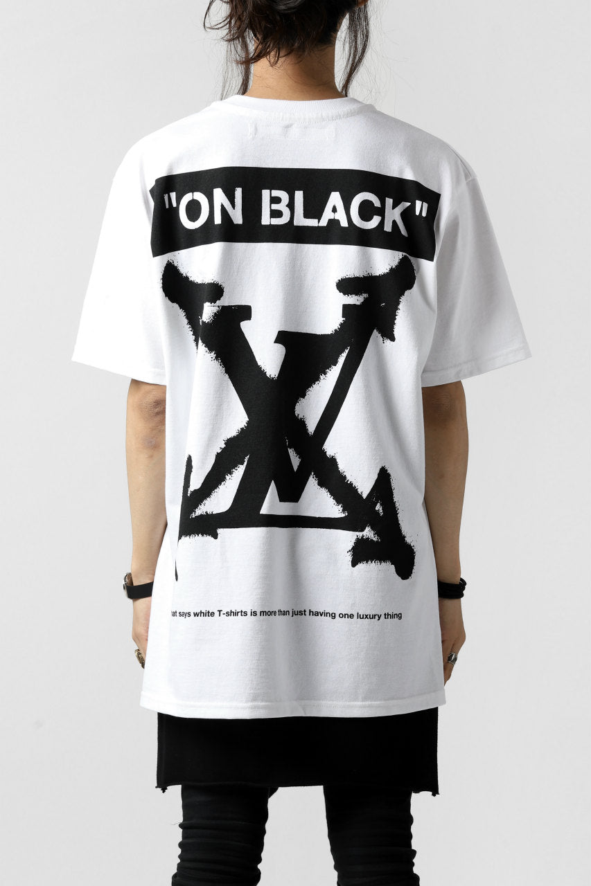 A.F ARTEFACT x buggy "ON BLACK" T-SHIRT (WHITE x RED)