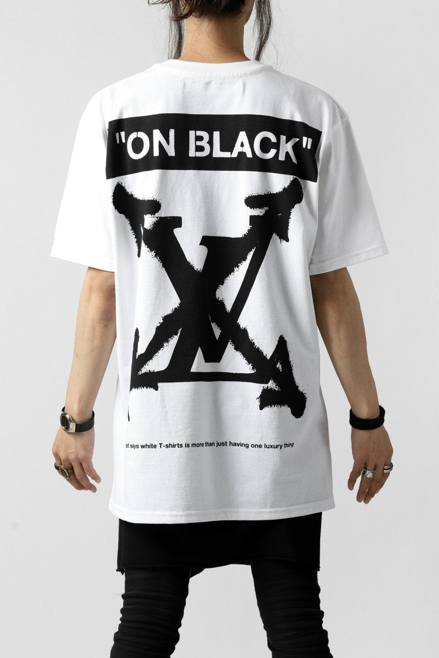 A.F ARTEFACT x buggy exclusive "ON BLACK" T-SHIRT (WHITE x RED)