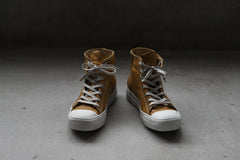 Load image into Gallery viewer, incarnation HIGH CUT LACE UP SNEAKER / HORSE FULL GRAIN (HAND DYED MUSTARD)