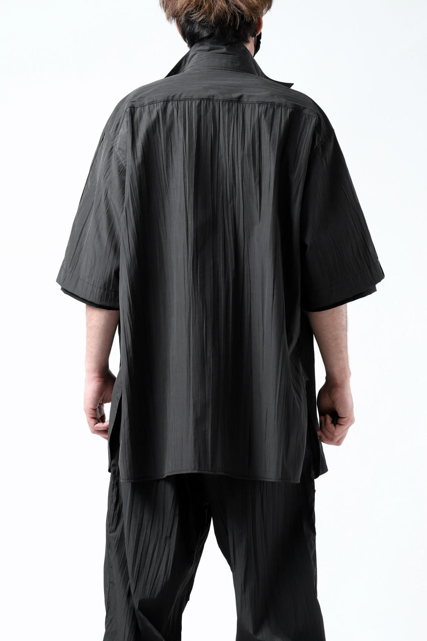 Load image into Gallery viewer, Y&#39;s.... DOUBLE LAYER SHORT SLEEVE SHIRT / NYLON COTTON TYPEWRITER WRINKLE (BLACK)