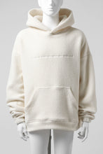 画像をギャラリービューアに読み込む, A.F ARTEFACT &quot;FLUFFY&quot; EMBROIDERED HOODIE / BomberFLEECE (IVORY)