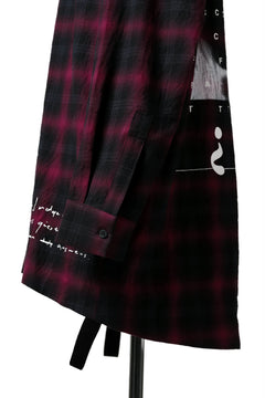 Load image into Gallery viewer, A.F ARTEFACT &quot;CLUELESS&quot; OMBRE CHECK SHIRT (BLACK x RED)