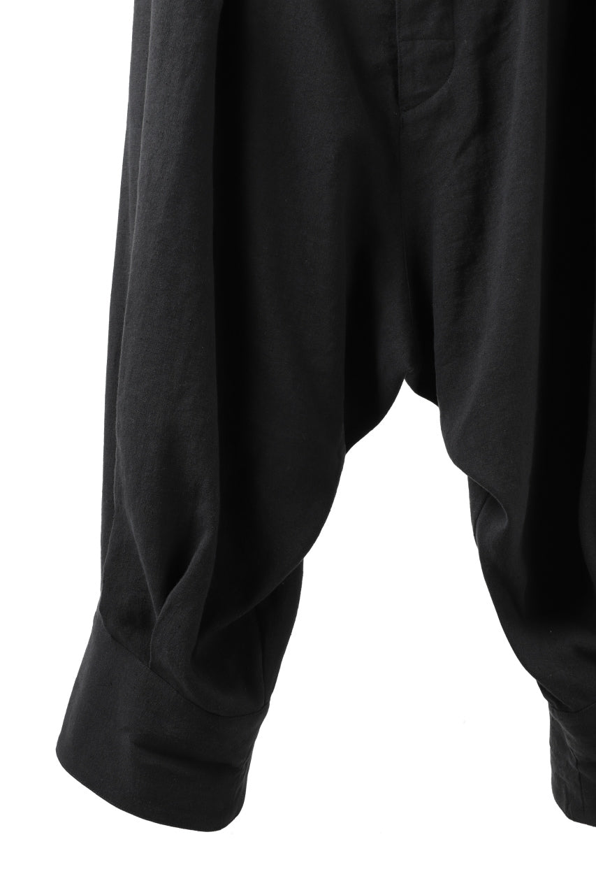 _vital tuck volume low crotch cuffs pants / soft linen (BLACK)