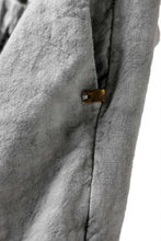 Load image into Gallery viewer, _vital tucked volume short pants / JP-ink dyed organic linen (L.GREY)