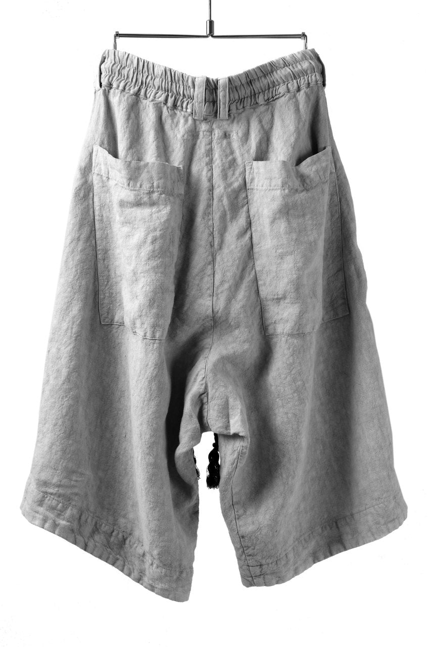 _vital tucked volume short pants / japanese-ink dyed linen (L.GREY）
