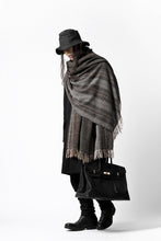 Load image into Gallery viewer, blackcrow stole wo/ny woven (GREY CHECK)