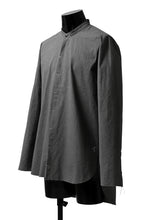 Load image into Gallery viewer, ierib deep slits long shirt / boiled waxy cotton (GREY)