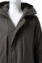 画像をギャラリービューアに読み込む, daub PADDED MT-HOOD JACKET / SOFT COTTON TWILL (KHAKI GREY)