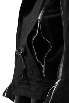 Load image into Gallery viewer, incarnation HIGH NECK BIAS ZIP BLOUSON MB-1 / CANVAS + HORSE LEATHER (BLACK)
