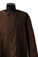 Load image into Gallery viewer, YUTA MATSUOKA minimal shirt / sulfur dyed washer linen (DARK RED)
