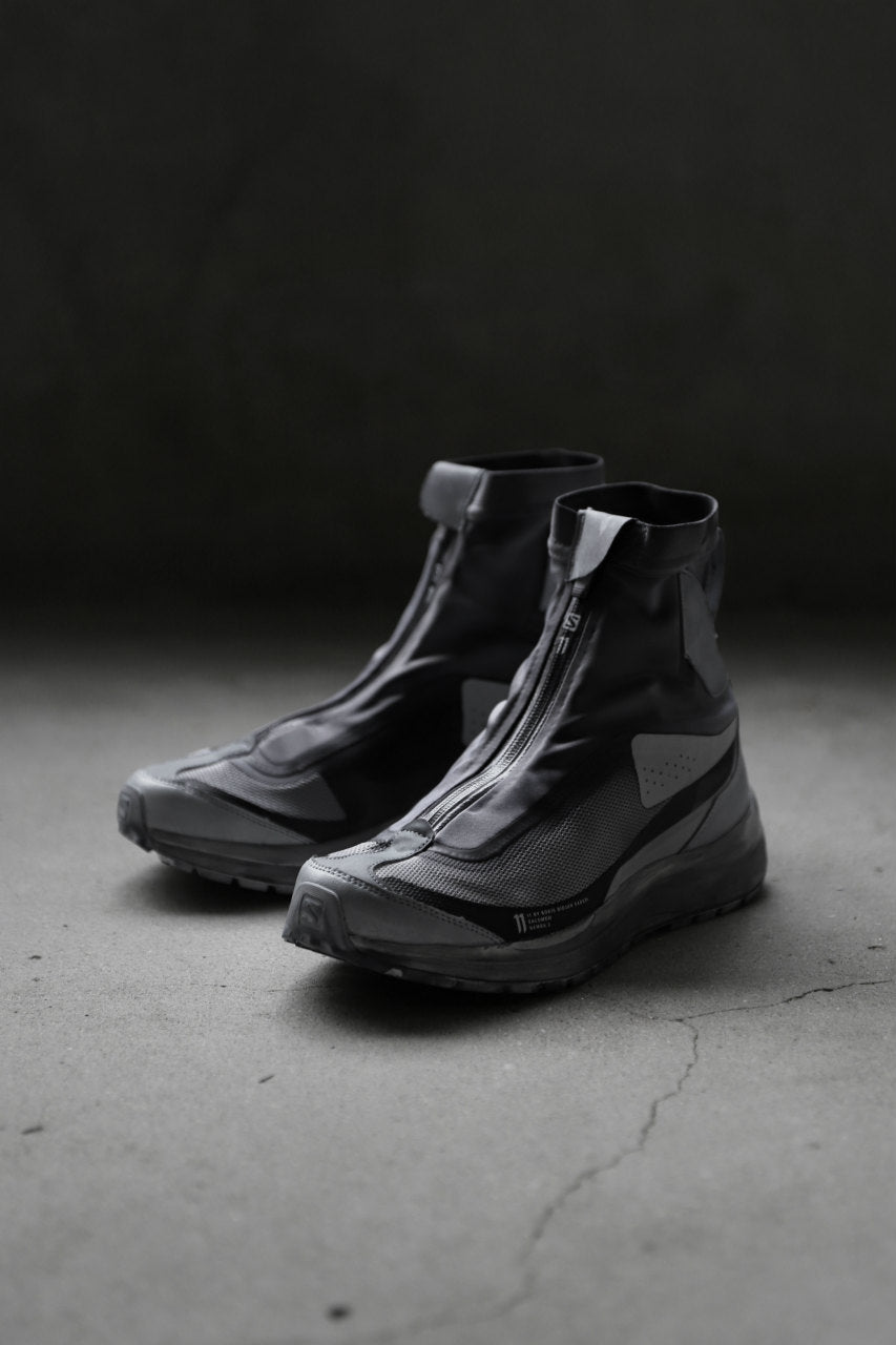 11 BY BORIS BIDJAN SABERI x SALOMON "BAMBA 2 HIGH" (OBJECT DYED LIGHT GREY)