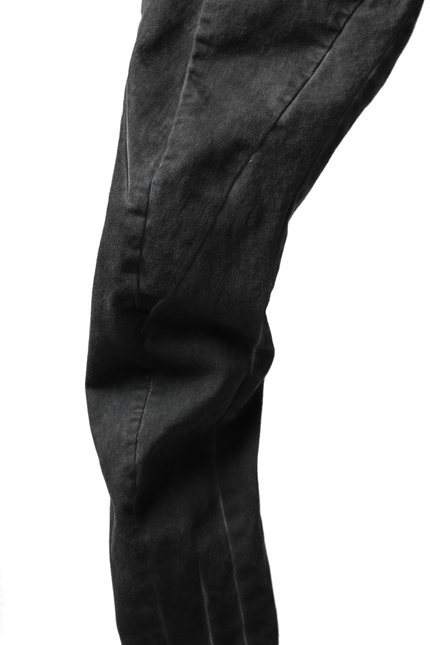 A.F ARTEFACT "thin-3D" COLD DYED DENIM ANATOMICAL PANTS (GREY)