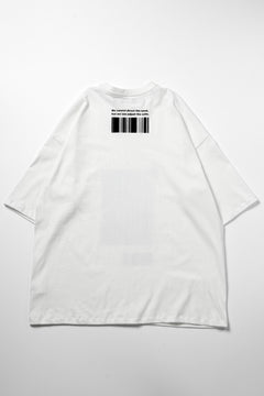 Load image into Gallery viewer, A.F ARTEFACT &quot;ANSWERS&quot; OVER SIZED TOPS (WHITE)