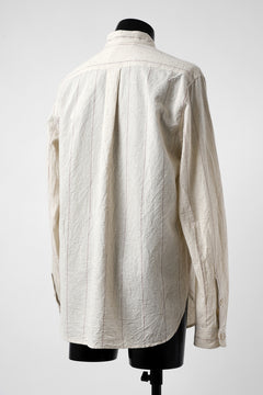 Load image into Gallery viewer, forme d&#39;expression Band Collared Shirt (Ecru+Red Chalk)