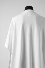 Load image into Gallery viewer, FACETASM BUCKLE BELT CHECK TOPS (WHITE)