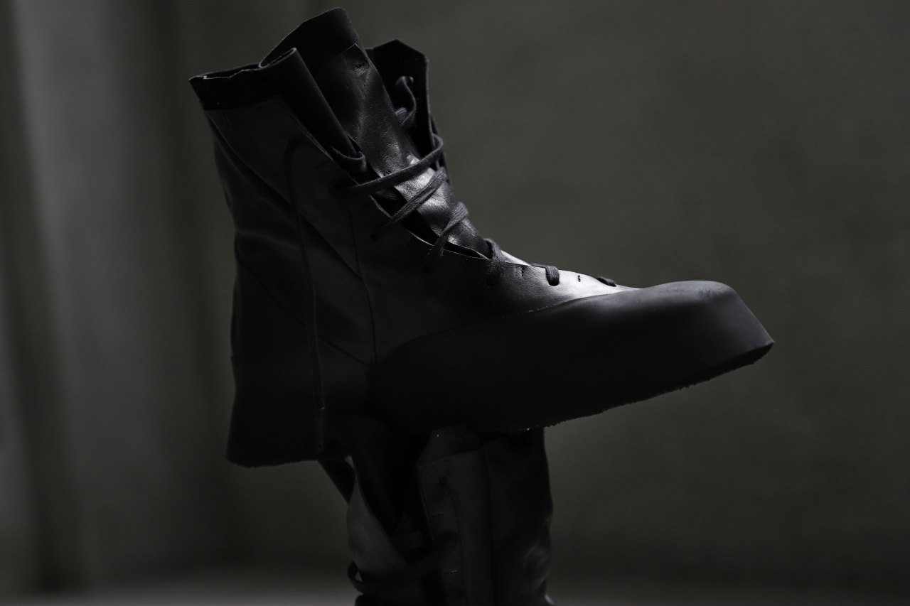 LEON EMANUEL BLANCK DISTORTION FEATHER WEIGHT HIGH TOP SNEAKER BOOTS / GUIDI HORSE LEATHER (BLACK x BLACK)