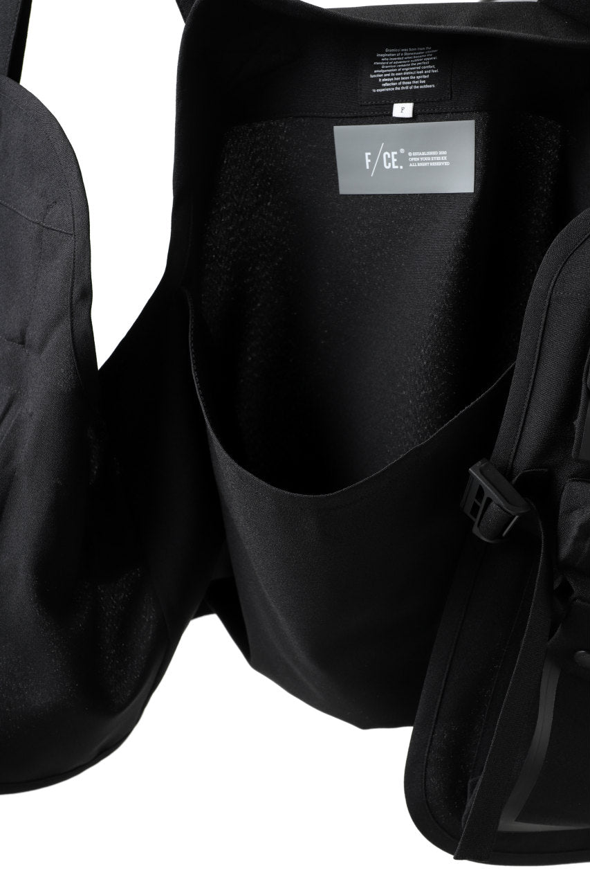 Load image into Gallery viewer, F/CE.® x GRAMiCCi PERFORMANCE LINE / SEAMLESS GADGET VEST (BLACK)