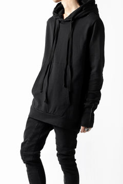 Load image into Gallery viewer, thomkrom DOUBLE HOODIE PULL OVER PARKA / OVER LOCKED (BLACK)