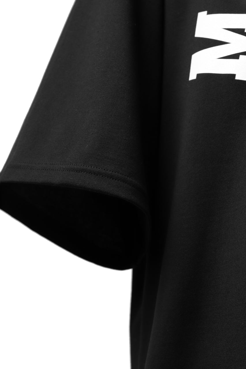 mastermind JAPAN LOGO DETAIL BOXYFIT T-SHIRT (BLACK)