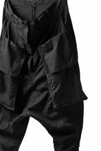 Load image into Gallery viewer, RUNDHOLZ DIP LOW CROTCH TAPERED POCKET TROUSERS (BLACK)