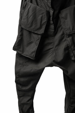 Load image into Gallery viewer, RUNDHOLZ DIP LOW CROTCH TAPERED POCKET TROUSERS (PINE*DARK KHAKI)