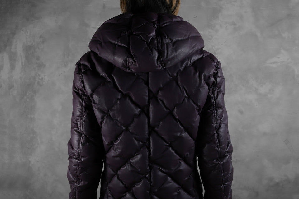 画像をギャラリービューアに読み込む, ISAMU KATAYAMA BACKLASH HOODED DOWN JACKET / KANGAROO + POLISH WHITE GOOSE (PURPLE)