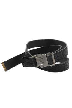 Load image into Gallery viewer, ierib safety buckle belt / shrunken rough bull (BLACK)