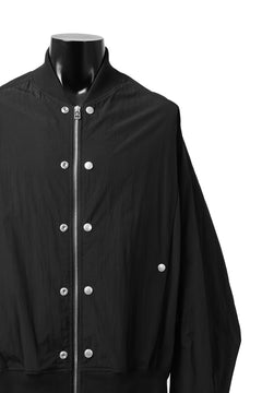 Load image into Gallery viewer, A.F ARTEFACT MA-1 BLOUSON / LIGHT WEIGHT NYLON (ALL BLACK)